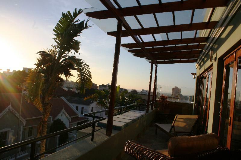 Sweet Ocean View Guesthouse เคปทาวน์ ภายนอก รูปภาพ